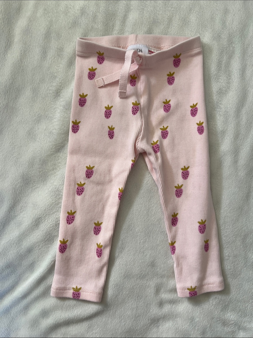 ZARA Pink Ribbed Baby Leggings with Strawberry Print